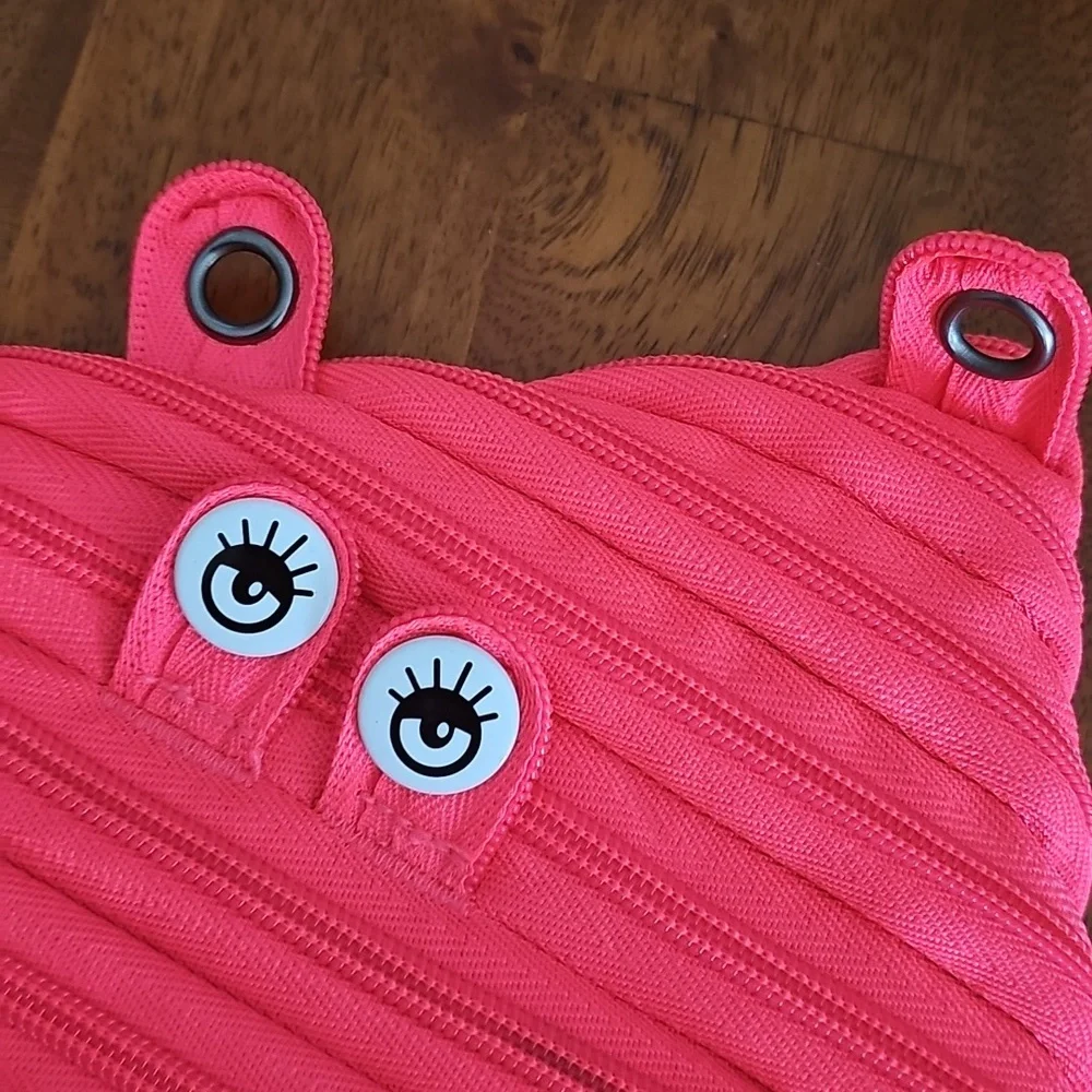 ZIPIT-Kids Hot Pink and White school case. Like new condition